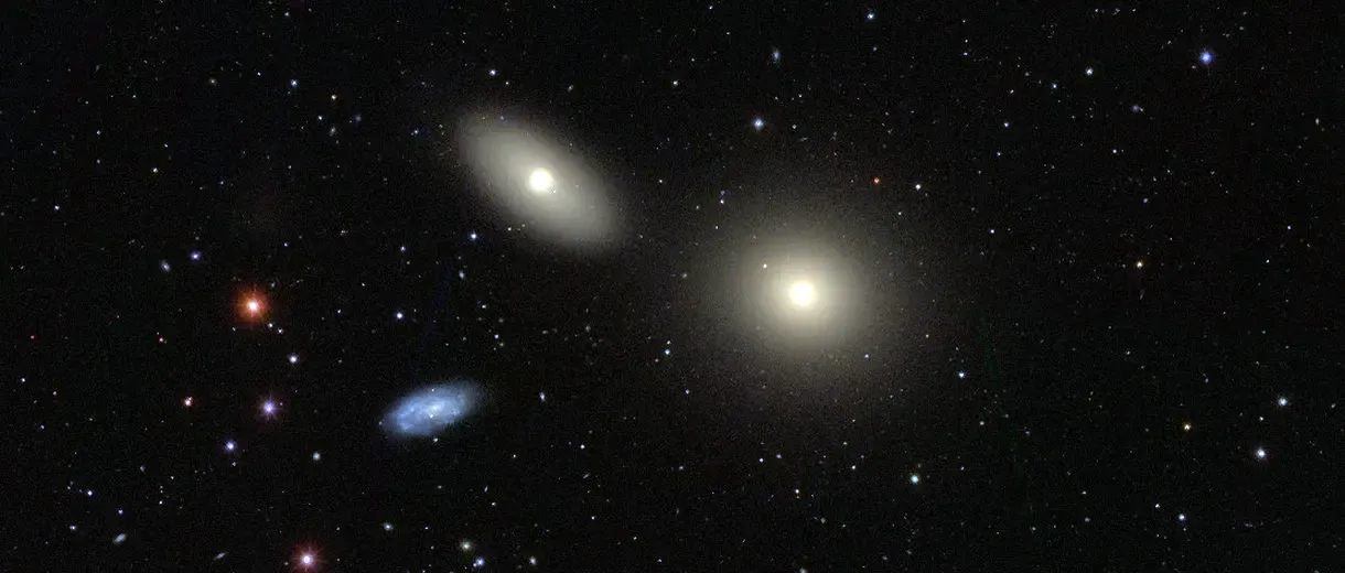 M 105